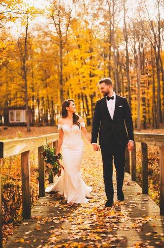 mobile - carousel-hero-element image-4