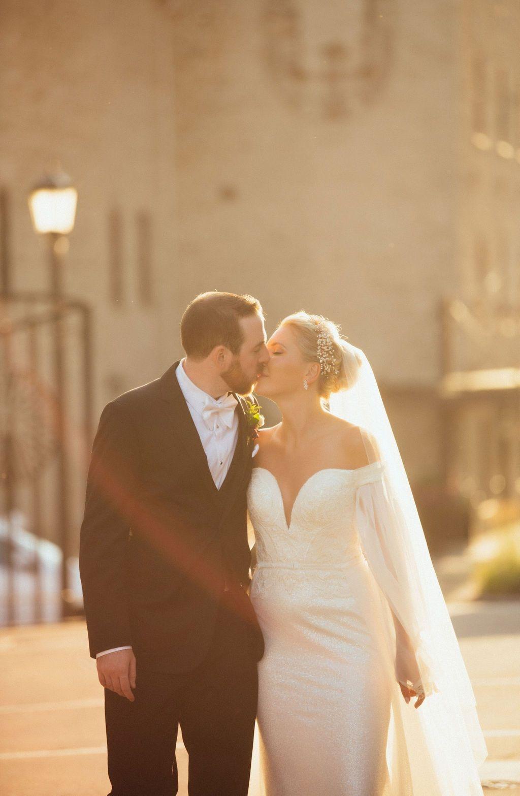 carousel-hero-element image-1